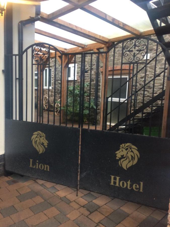 The Lion Hotel Llansantffraid-ym-Mechain Экстерьер фото
